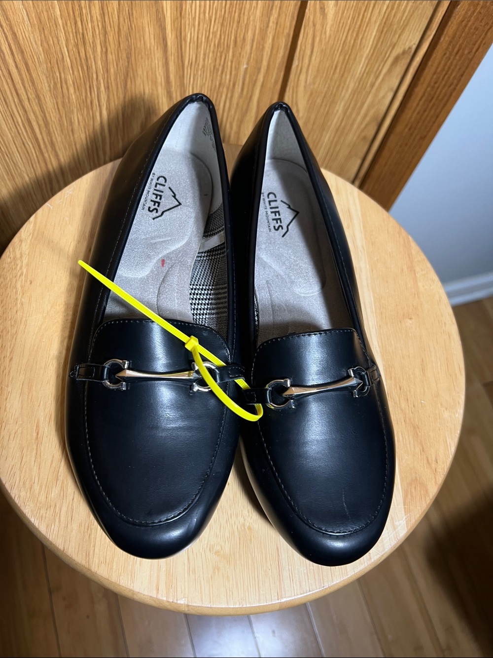 Cliffs by WHITE MOUNTAIN Black Faux Leather Bit Loafers